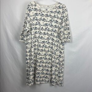 Bicycle Print Cream Dress with pockets! Size large